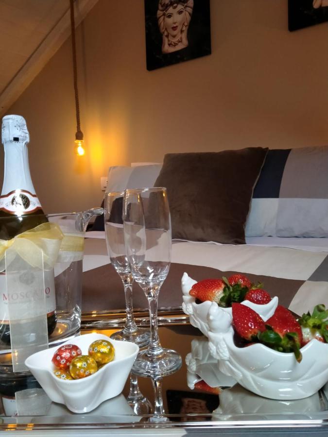 Casa Vacanza Il Mandarino Viagrande Buitenkant foto